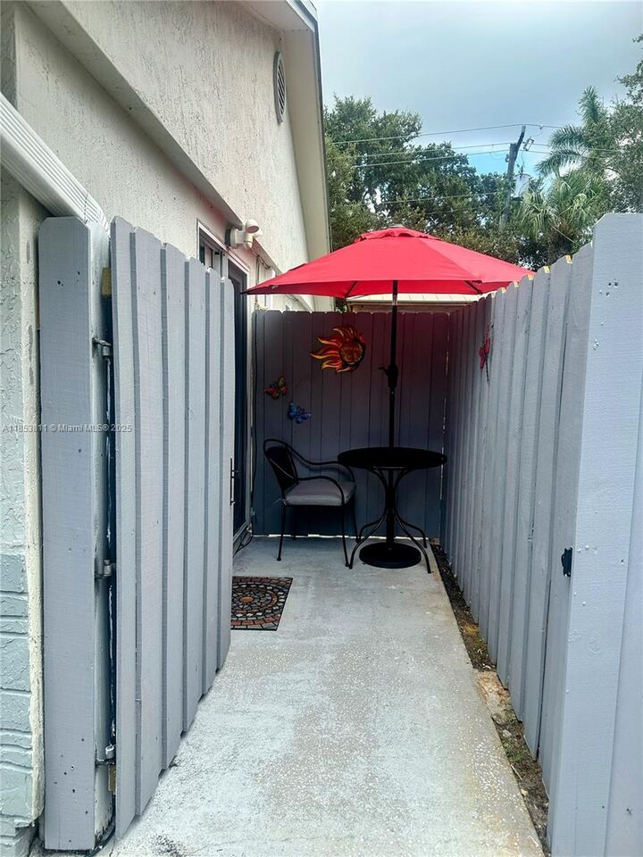 Property Photo:
