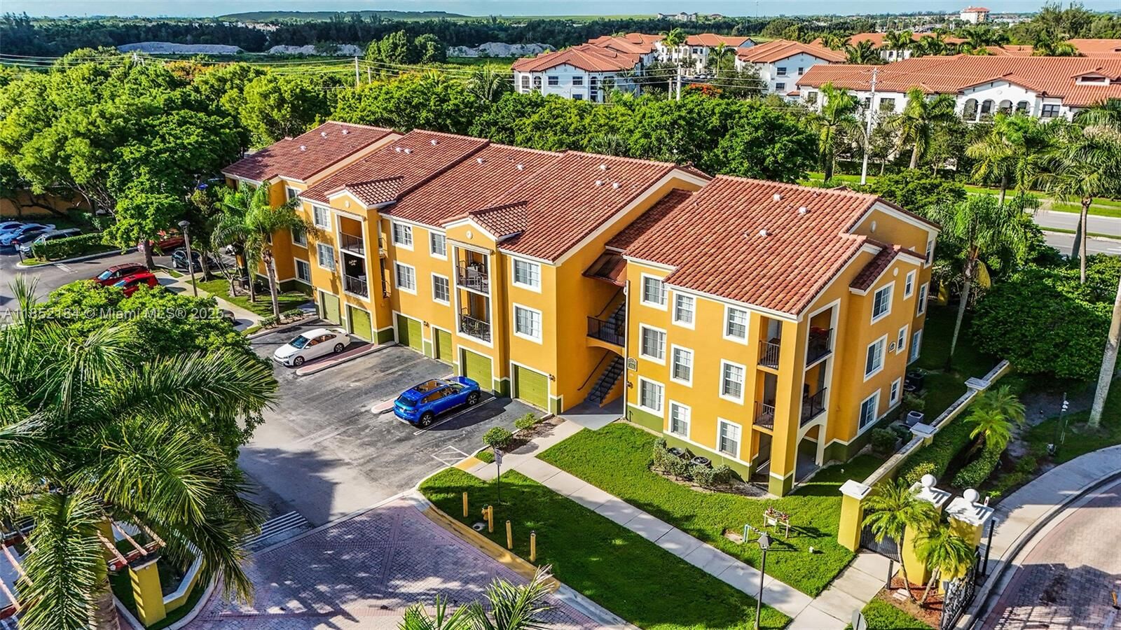Property Photo: 2440 E Preserve Way 208 FL 33025