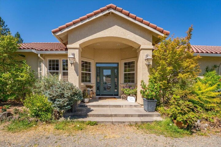 Property Photo: 31630 Forward Road CA 96059
