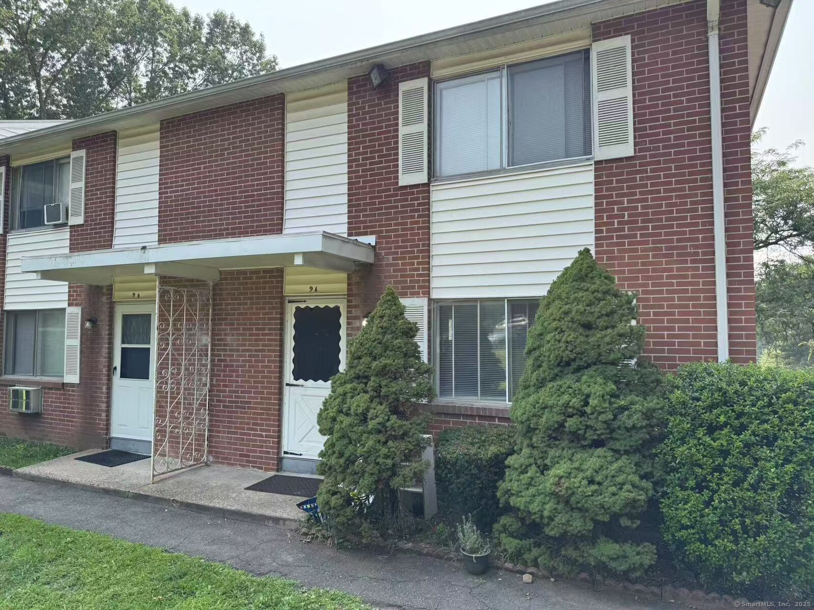 Property Photo:  273 Queen Street Apt 9A  CT 06489 