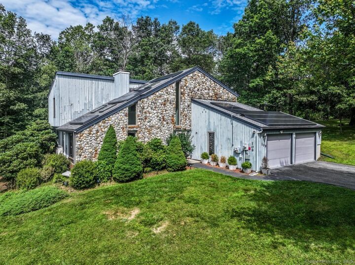 Property Photo:  109 King Street  CT 06811 