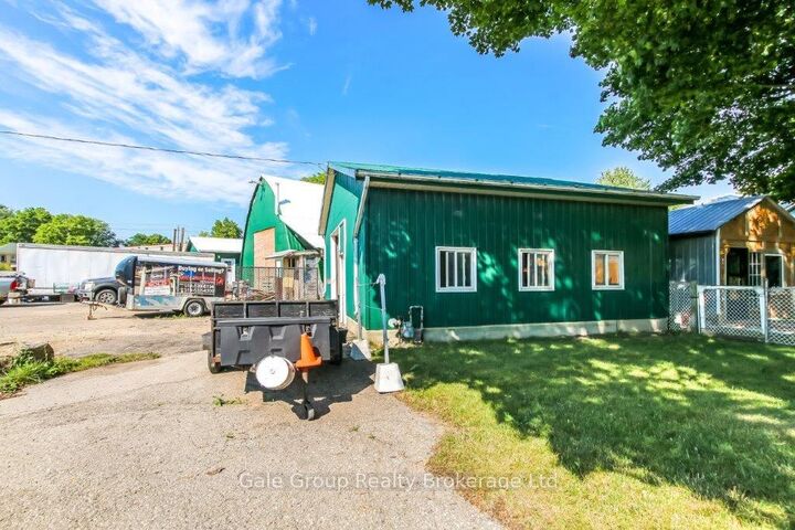 Property Photo:  35 Factory Street  ON N4S 3R8