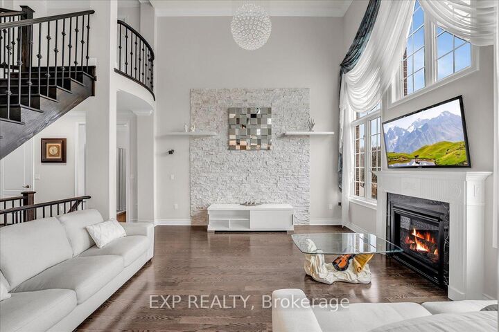 Property Photo:  29 William Bowes Boulevard  ON L6A 4B1 