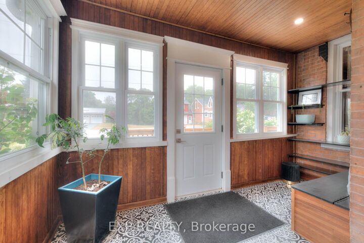 Property Photo:  2027 Victoria Street  ON N0G 1X0 