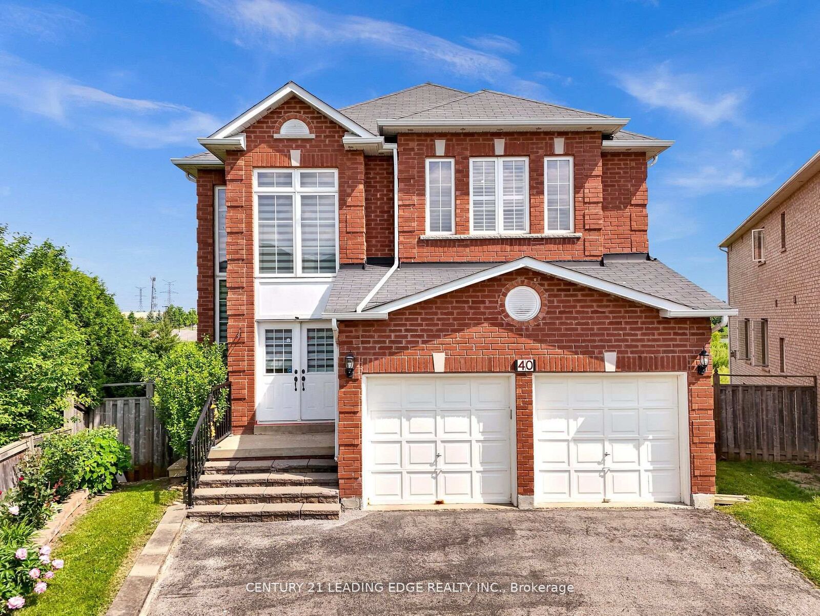Property Photo:  40 Ann Louise Crescent  ON L3S 0A8 