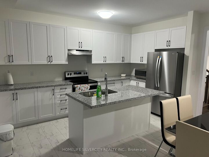 Property Photo:  20 Ida Terrace Upper  ON L7C 4M2 