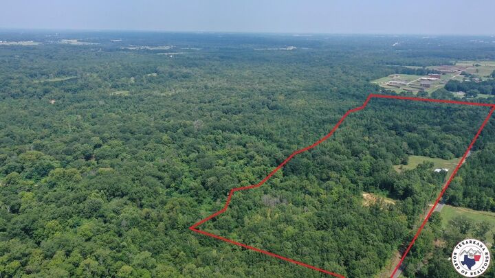Property Photo: 4750 S Stateline Road TX 75501