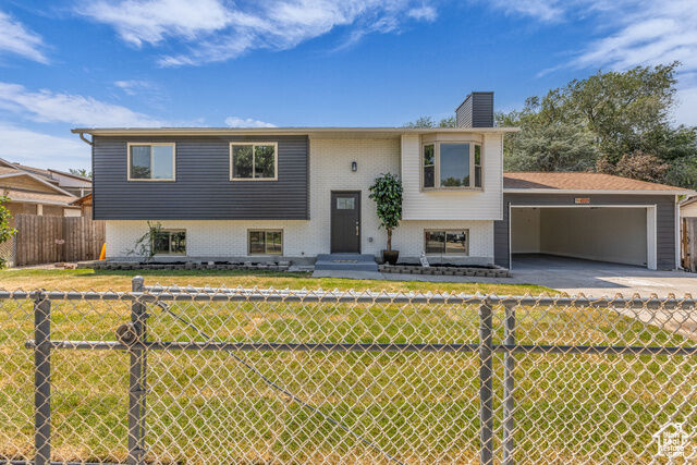 Property Photo: 4323 W Valdown Ave UT 84120