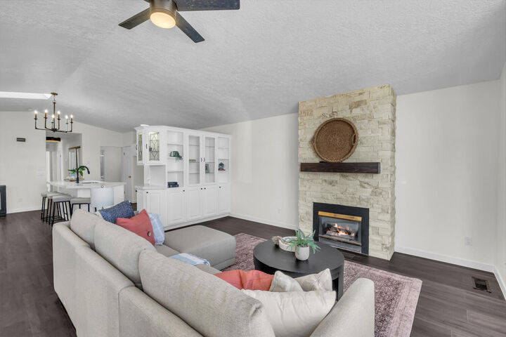 Property Photo:  1331 N Dixie Downs Rd #100  UT 84770 
