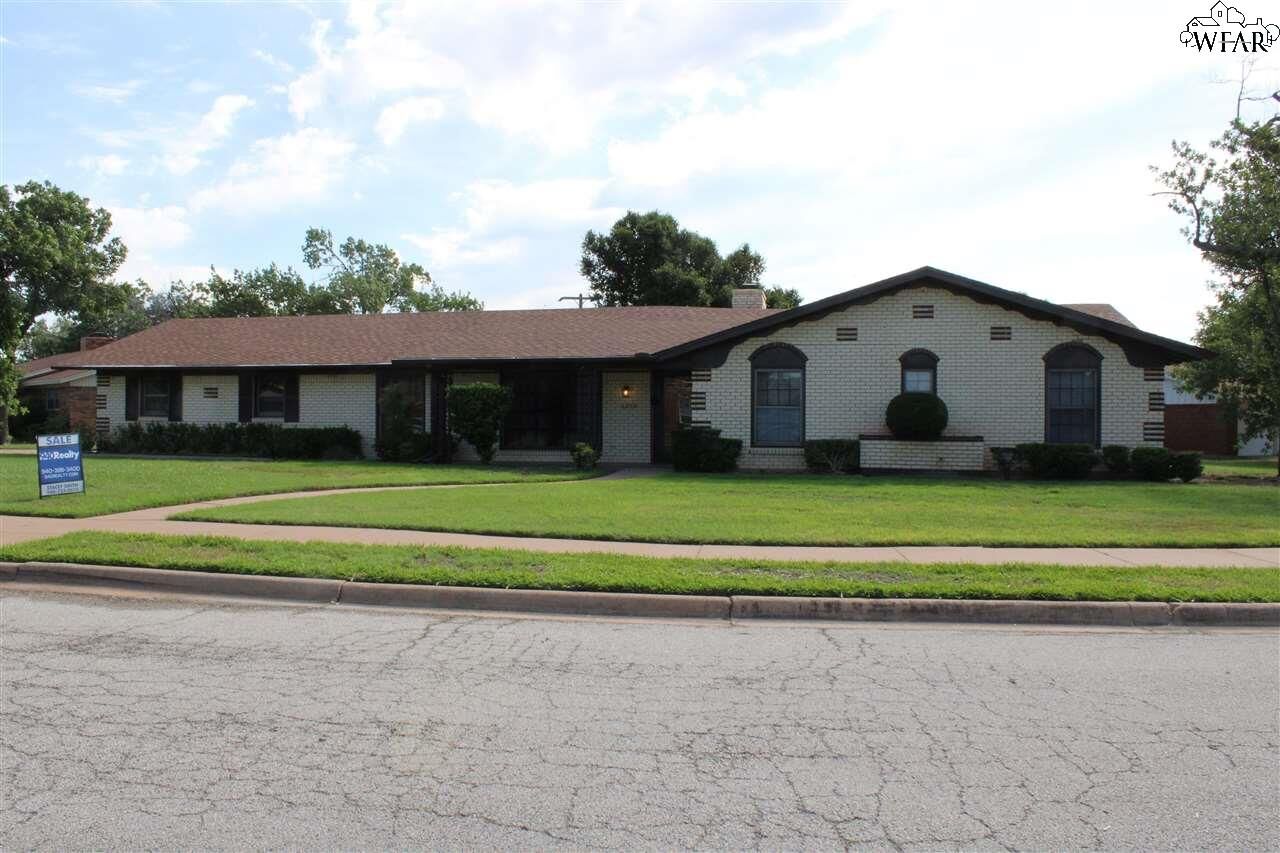 Property Photo:  4509 Kenwood Street  TX 76310 