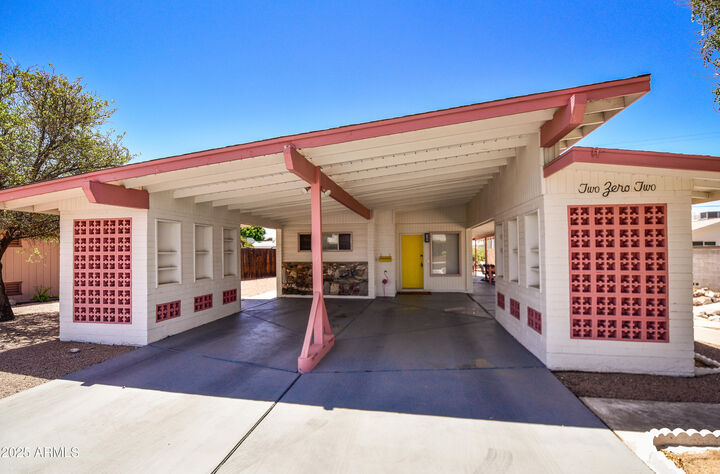 202 N 58th Street  Mesa AZ 85205 photo