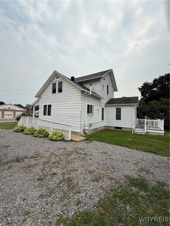 Property Photo:  29 Maple Street  NY 14591 