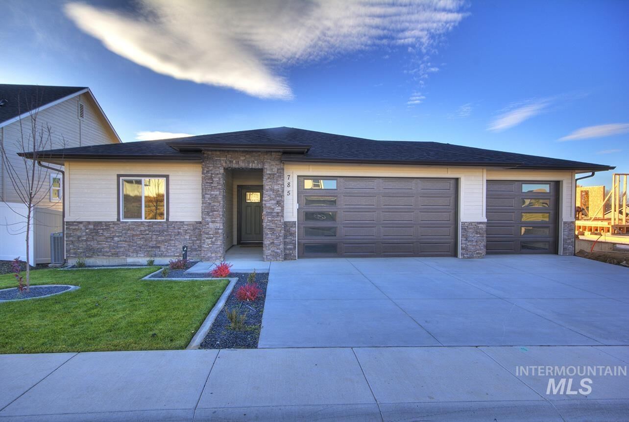Property Photo: 785 Oakmont Street ID 83661