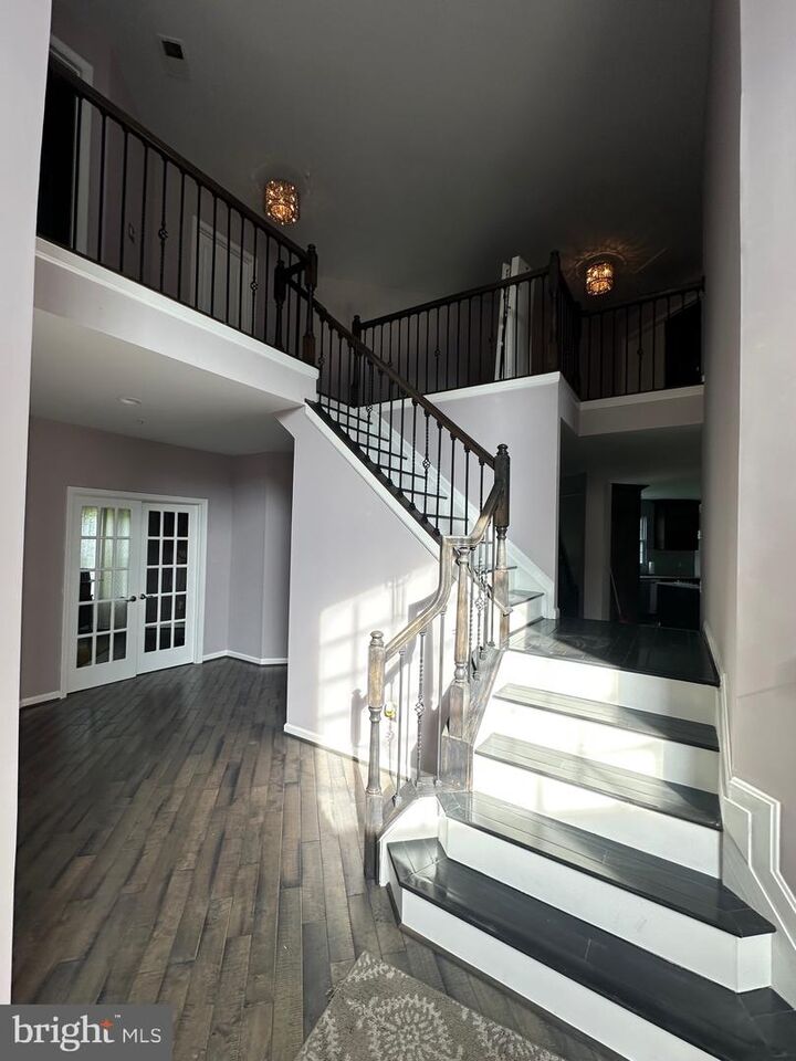 Property Photo:  310 Tamarack Court  MD 20774 