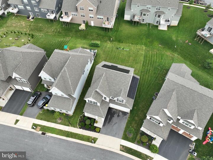 Property Photo:  672 Stockdale Drive  PA 17601 