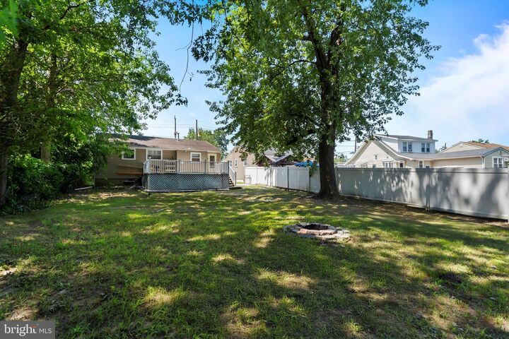 Property Photo:  2748 Union Avenue  NJ 08109 