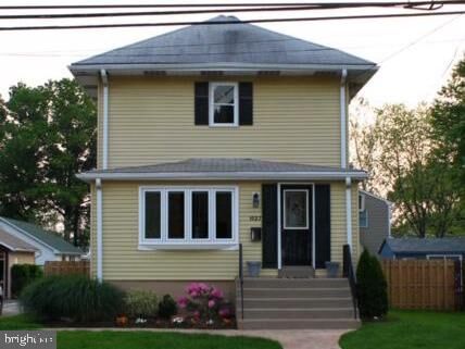 Property Photo: 1027 Fairview Road PA 19081