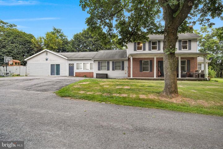 16 Hill Road  Carlisle PA 17015 photo