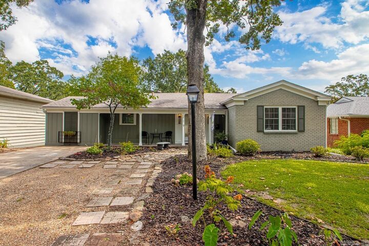 Property Photo:  219 Goshen Ave.  AR 72116-8921 