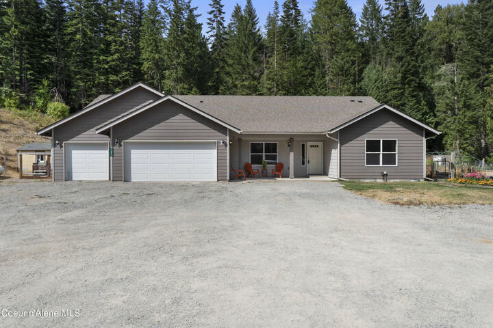 Property Photo:  11897 W Hidden Valley Rd  ID 83858 