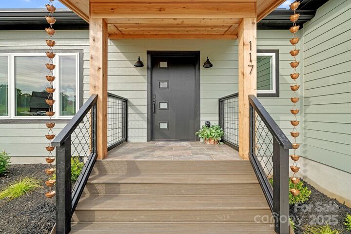 Property Photo: 117 Scott Meadows Drive NC 28806