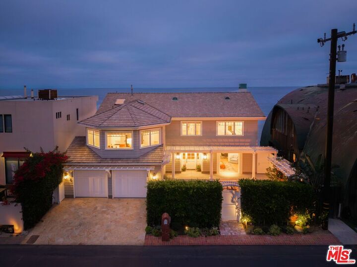 27086 Malibu Cove Colony Dr  Malibu CA 90265 photo