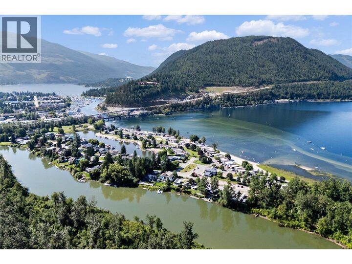222 Temple Street 4  Sicamous BC V0E 2V0 photo