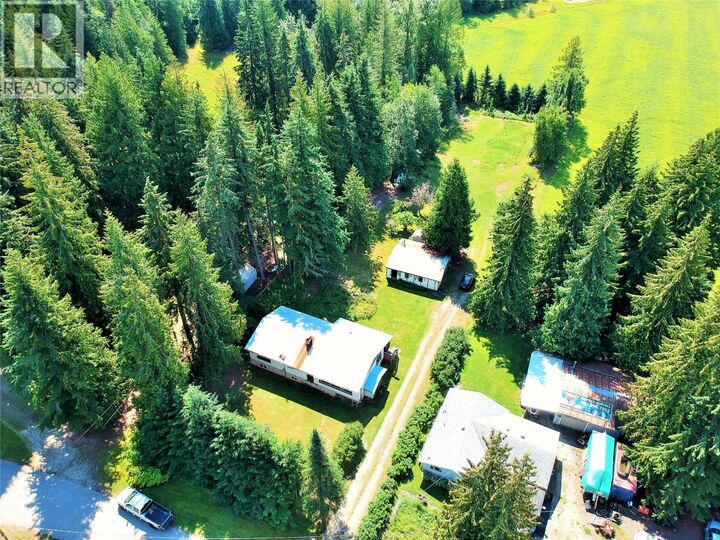 Property Photo: 1825 Stepp Pit Road BC V0E 2V1