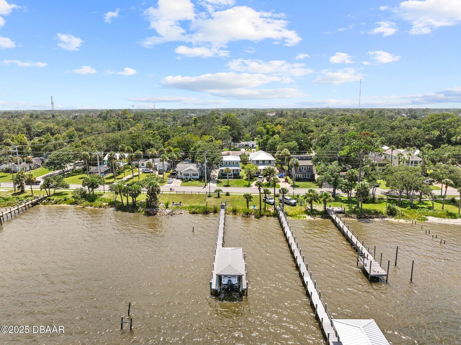 Property Photo:  1318 Riverside Drive  FL 32117 