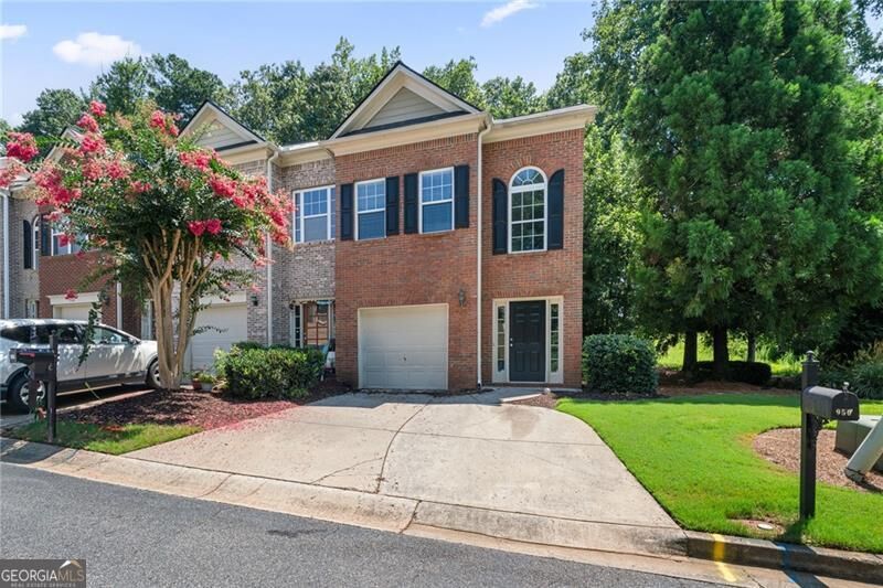 Property Photo:  950 Firethorne Pass  GA 30040 