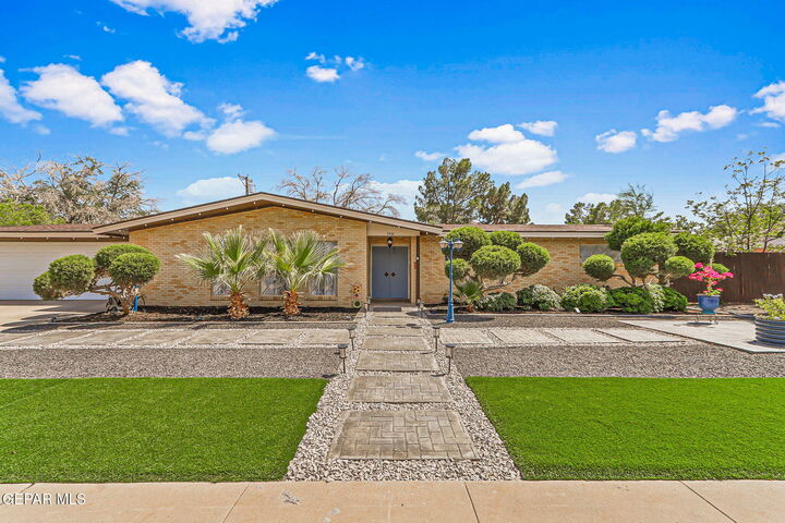 9800 Daphne Court  El Paso TX 79925 photo