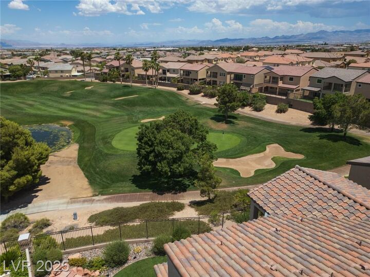 Property Photo:  20 Crooked Putter Drive  NV 89148 