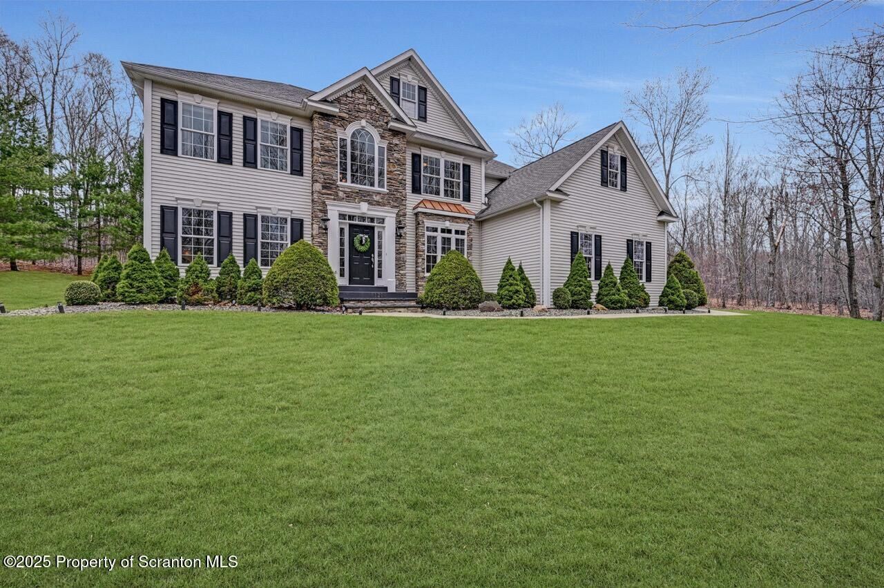 Property Photo:  120 Highland Road  PA 18444 