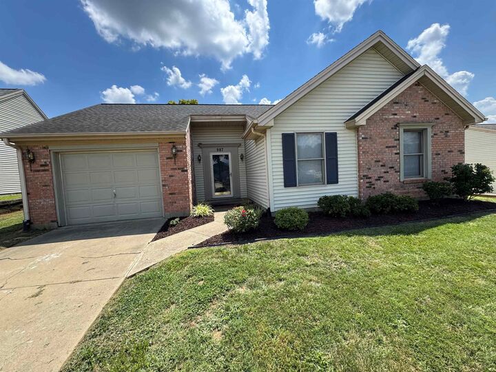 987 Oakcrest Drive  Henderson KY 42420-5318 photo