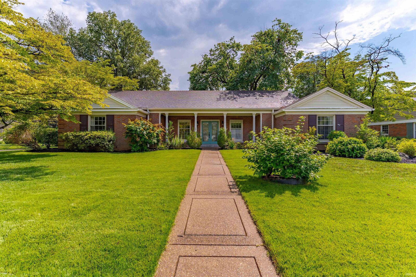 Property Photo:  7117 Taylor Avenue  IN 47715 