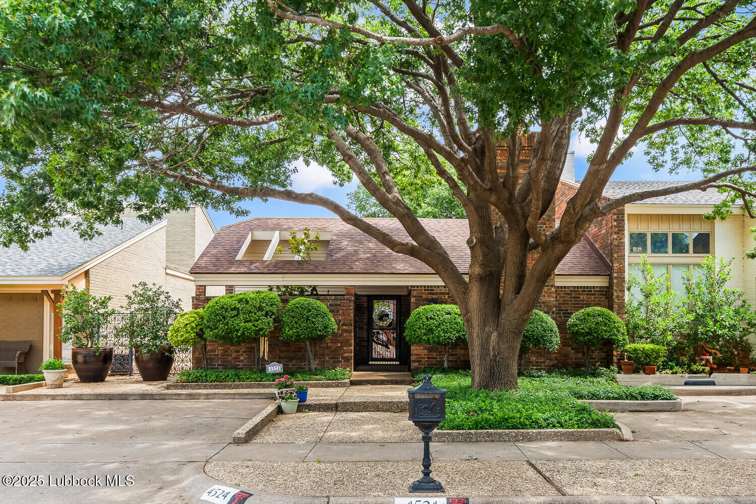Property Photo:  4524 7th Street  TX 79416 