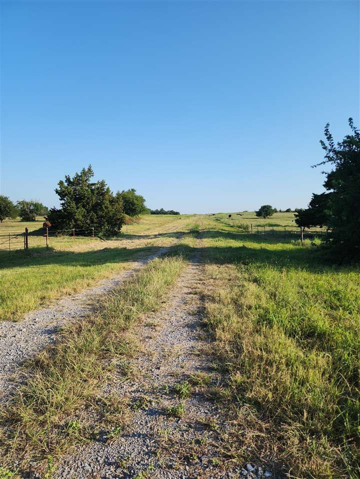 Property Photo: 16975 NE North Dr OK 73541