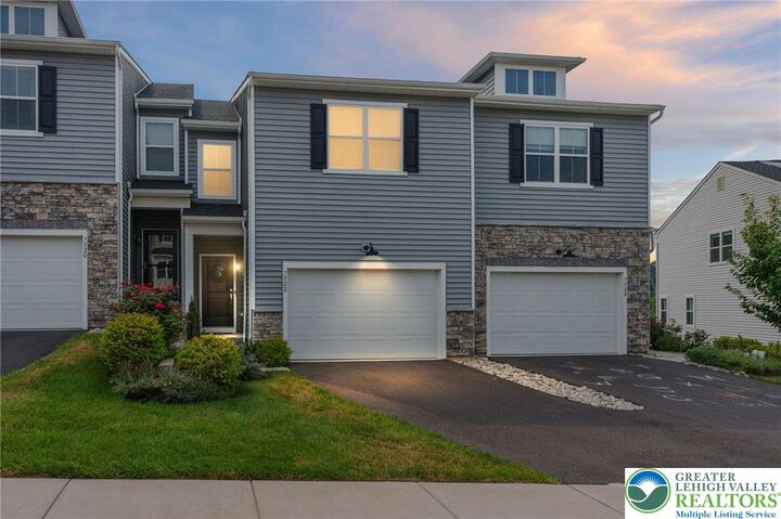 Property Photo:  7522 Clayton Avenue  PA 18036 