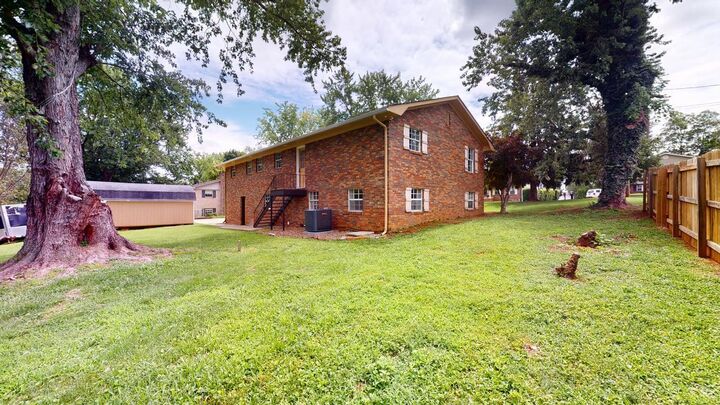 Property Photo: 514 Phyllis Circle TN 37877