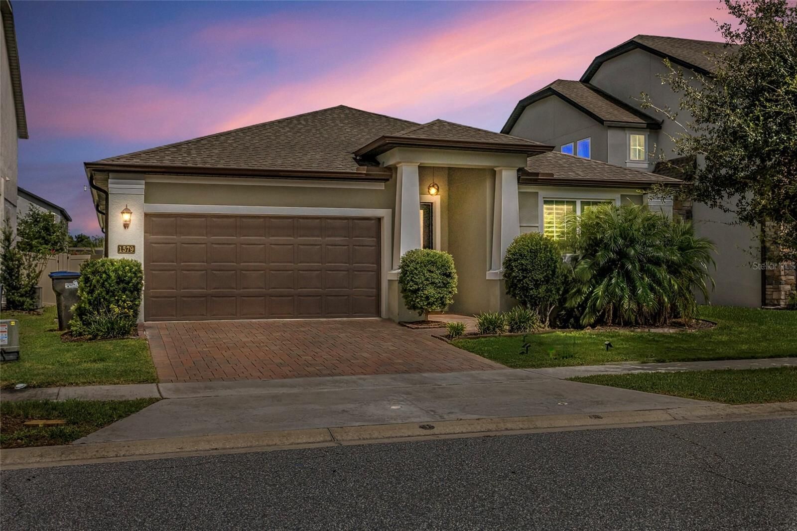 Property Photo:  1579 Cheshire Oaks Lane  FL 32825 