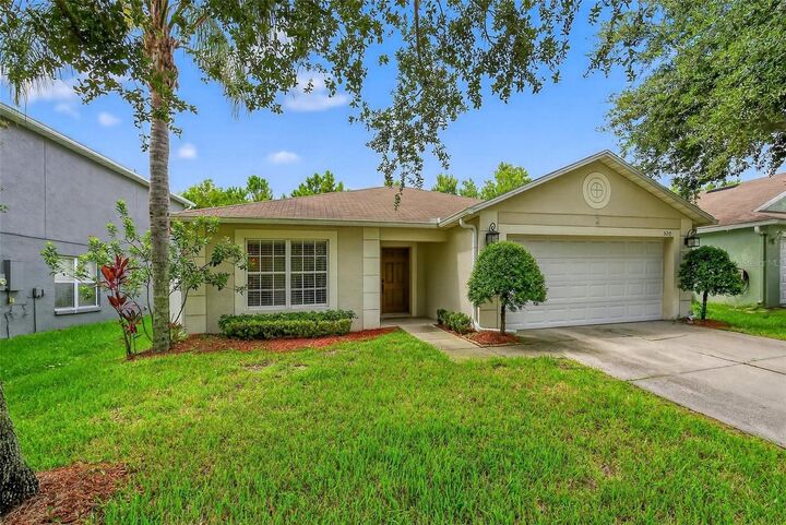 Property Photo:  520 Windrose Drive  FL 32824 