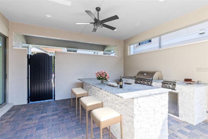 Property Photo: 10266 Beechwood Lane FL 32832