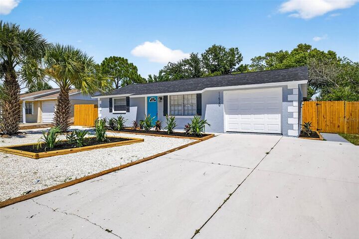 Property Photo:  11520 Meadow Drive  FL 34668 