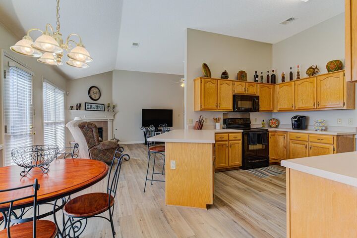 Property Photo: 1968 Chimneyrock Blvd E TN 38016