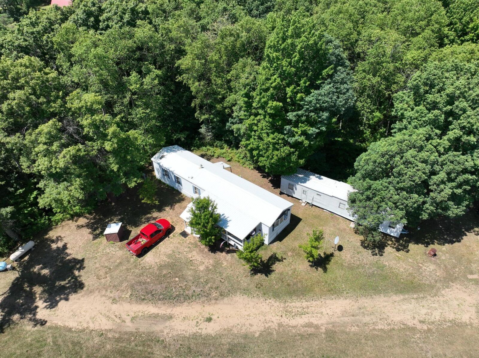 Property Photo: 5712 E 24th Street MI 49623