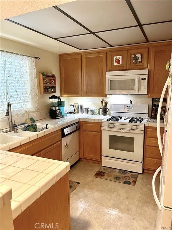 Property Photo:  4831 Lago Drive 102  CA 92649