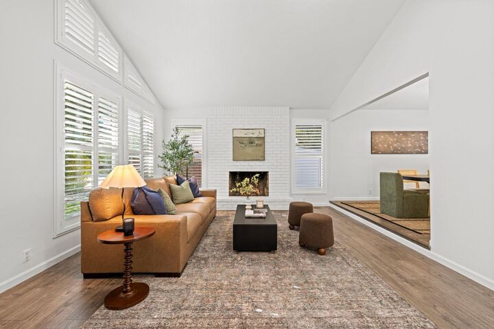 Property Photo: 3870 Maudray Way CA 95608