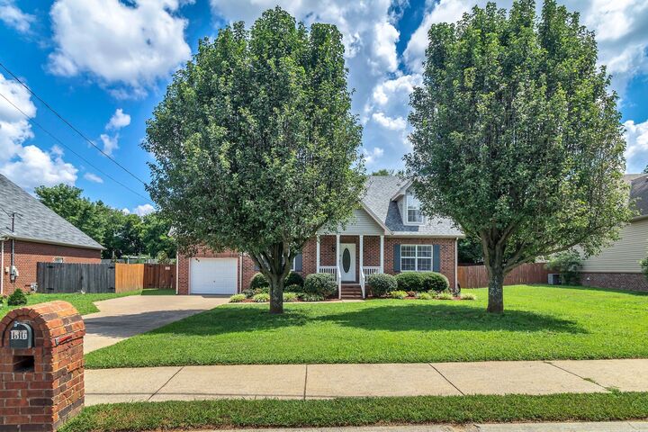 Property Photo:  1316 Bolton Dr  TN 37167 