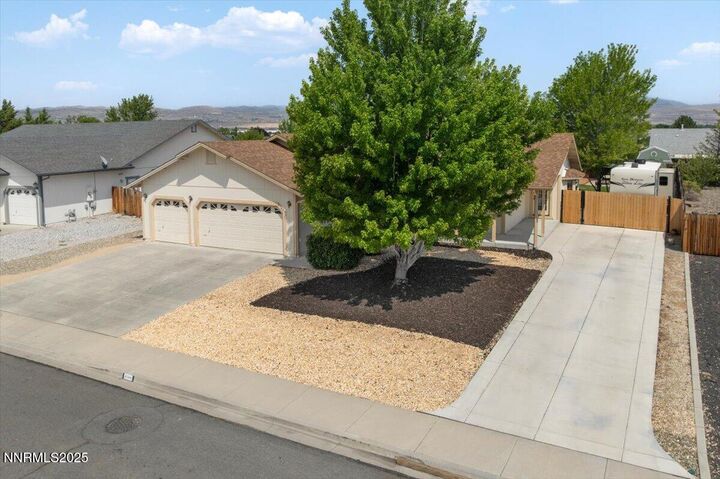 Property Photo:  2340 Rockin Robin Drive  NV 89441 