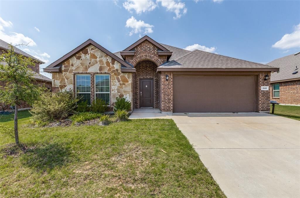 Property Photo: 246 Virginia Court TX 75189